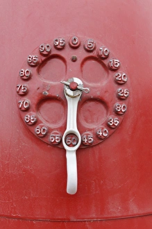 Images Dated 14th January 2012: Oro Grande, California, United States, Route 66