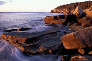 Images Dated 23rd April 2004: Otter Cliffs, Acadia N.P. ME. The rocky Maine coast