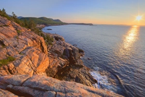 Images Dated 25th June 2010: Otter Cliffs at sunrise in Acadia National Park, Maine, USA