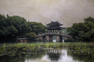Images Dated 15th May 2014: Pagoda along the waterfront West Lake, Hangzhou