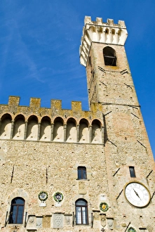 Images Dated 26th September 2009: Palazzo dei Vicari (15th century), Scarperia, Firenze Province, Tuscany, Italy, Europe