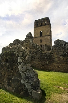 Piper Mackay Prints: Panama, Panama city colonial ruins