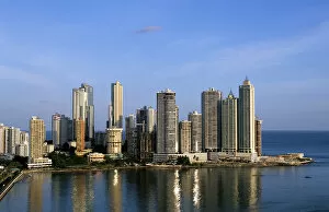 Images Dated 27th July 2006: Panama, Panama City skyline