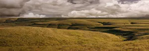 Images Dated 2nd September 2021: Pano of the Flinthills of Kansas