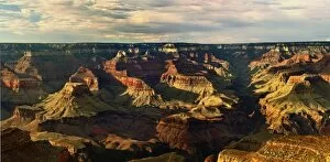 Panoramic view of Grand Canyon from the south rim at sunset, Grand Canyon National Park