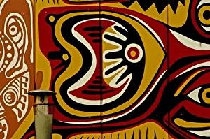 Images Dated 17th June 2007: Papua New Guinea, Lae. Native art, Papua New Guinea University of Technology