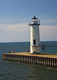 Images Dated 8th July 2007: Passing Manistee North Pierhead Lighthouse