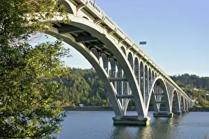 Images Dated 1980: Patterson Memorial Bridge highway 101 over Rogue River on coast at Gold Beach Oregon