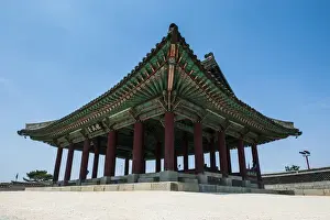 Korean Prints: Pavillion in the Unesco world heritage sight the fortress of Suwon, South Korea