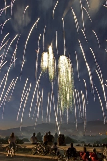 Images Dated 4th July 2007: People watch a Fourth of July fireworks display in Boise, Idaho
