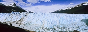 Perito Moreno Glacier in the Los Glaciares National Park, Patagonia, Argentina