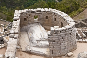 Images Dated 18th October 2009: Peru. Ancient Inca ruins of Machu Picchu
