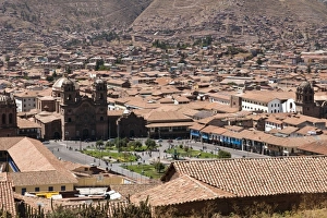 Images Dated 19th October 2009: Peru, Cusco. Areial view of Cusco and surrounding valley