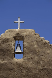 Images Dated 11th February 2011: Picuris Pueblo, New Mexico, United States. Old adobe church on the reservation