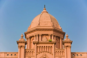 Images Dated 26th December 2007: The pink coloured Ahsan Manzil palace in Dhaka, Bangladesh, Asia
