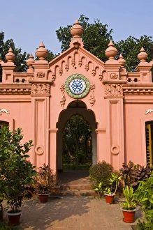 Images Dated 26th December 2007: The pink coloured Ahsan Manzil palace in Dhaka, Bangladesh, Asia