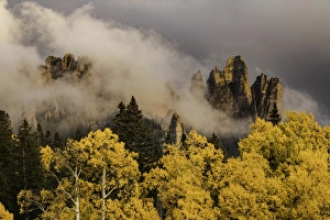Chimney Rock Prints: Pinnacles at Owl Creek Pass at sunset, Cimarron range in autumn, San Juan Mountains