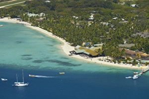 Images Dated 24th October 2011: Plantation Island Resort, Malolo Lailai Island, Mamanuca Islands, Fiji, South Pacific