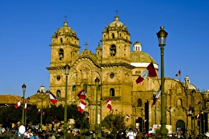 Images Dated 22nd July 2010: Plaza de Armas, the center of Cuzco, Peru