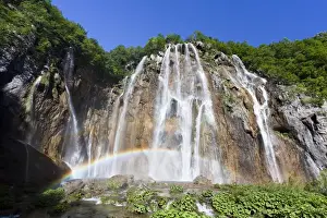 Images Dated 7th June 2010: The Plitvice Lakes in the National Park Plitvicka Jezera in Croatia
