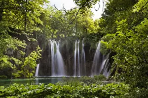 Images Dated 8th June 2010: The Plitvice Lakes in the National Park Plitvicka Jezera in Croatia. The upper lakes