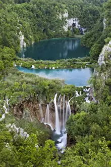 Images Dated 7th June 2010: The Plitvice Lakes in the National Park Plitvicka Jezera in Croatia. The lower lakes