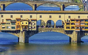 Images Dated 30th May 2019: Ponte Vecchio, Florence, Tuscany, Italy
