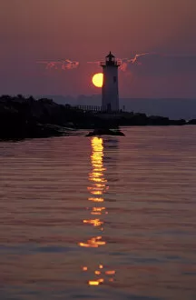 Portsmouth Harbor Light. Lighthouses. Sunrise. New England. New Castle, NH