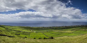 Images Dated 6th May 2017: Portugal, Azores, Terceira Island, Pico das Dez landscape