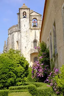 Images Dated 12th July 2015: Portugal, Tomar. Tomar Castle, Knights of the Templar fortress, castle and convent