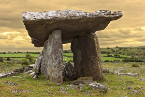 Poulnabrone Dolmen. Burren. County Down. Ireland