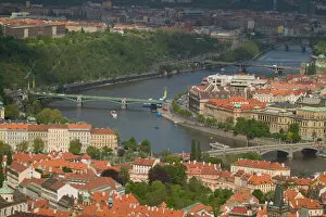Images Dated 4th May 2004: Prague and Vltava river, Czech Republic