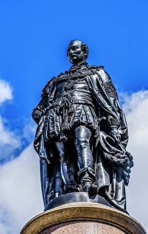 England Prints: Prince Albert statue Front Royal Albert Hall