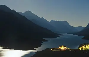 Images Dated 14th May 2010: Prince of Wales Hotel and townsite at night under a full moon in Waterton Lakes National