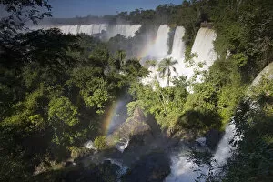 Images Dated 5th June 2007: Puerto Iguazu, Argentina. The breathtaking waterfalls of Puerto Iguazu and Foz de Iguazu