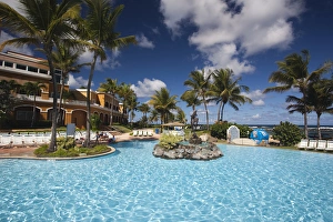 Images Dated 17th December 2009: Puerto Rico, North Coast, Dorado, Embassy Suites Resort Hotel
