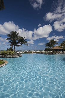 Images Dated 17th December 2009: Puerto Rico, North Coast, Dorado, Embassy Suites Resort Hotel, swimming pool