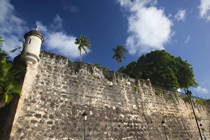 Images Dated 11th December 2009: Puerto Rico, San Juan, Old San Juan, watchtower by Puerta de San Juan gate