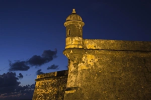Images Dated 12th December 2009: Puerto Rico, San Juan, Old San Juan, San Felipe del Morro Fort, El Morro, fortress walls