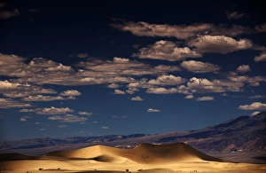 Puffy Clouds shadows its Sand Dunes