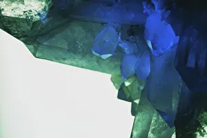 Images Dated 12th August 2021: Quartz crystals