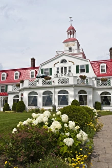 Images Dated 19th August 2009: Quebec, Canada. Historic Hotel Tadoussac, Tadoussac