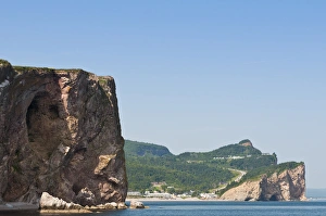 Images Dated 15th August 2009: Quebec, Canada. Perce and Rocher Perce (Perce Rock)