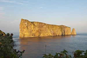 Images Dated 15th August 2009: Quebec, Canada. Perce and Rocher Perce (Perce Rock)