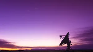 Radio telescope at the Very Large Array (VLA), Plains of San Agustin, Socorro, New