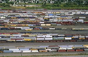 Images Dated 9th May 2007: Railroad switchyard in East St. Louis, Illinois