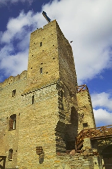 Remain Prints: Rakvere Castle, Rakvere, Estonia