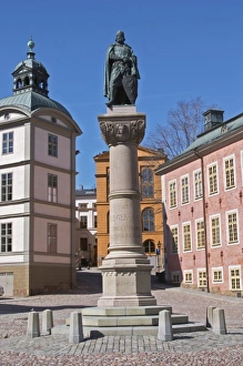 Images Dated 23rd April 2006: The red pink Stenbockska Palatset on Riddarholmen, seat of the Regeringsratten court
