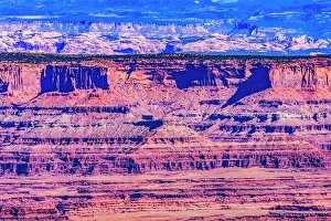 Images Dated 20th October 2022: Red Rock Canyons Overlook, Canyonlands National Park, Moab, Utah. Green Canyon