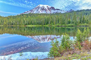 Images Dated 7th September 2023: Reflection Lake at Mt. Rainier National Park